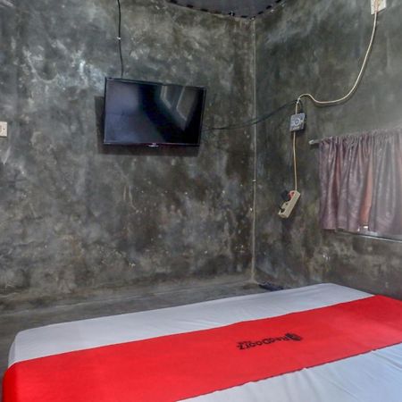 Reddoorz Near Jumbo Mall Sragen Экстерьер фото