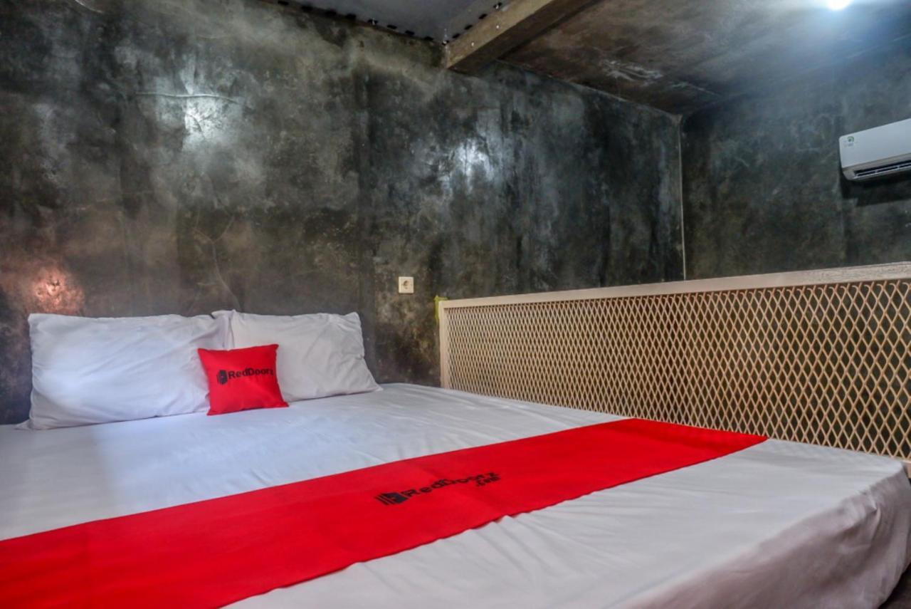 Reddoorz Near Jumbo Mall Sragen Экстерьер фото