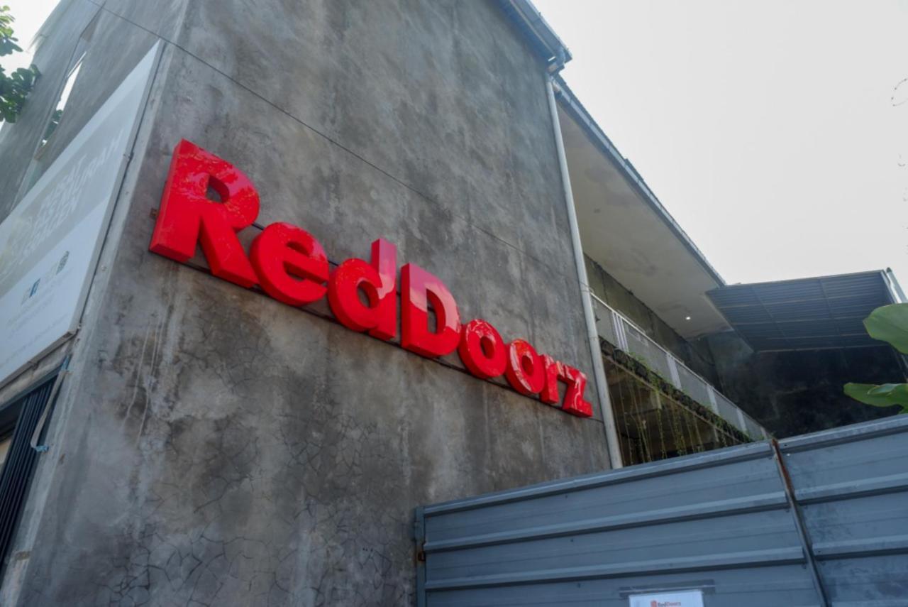Reddoorz Near Jumbo Mall Sragen Экстерьер фото